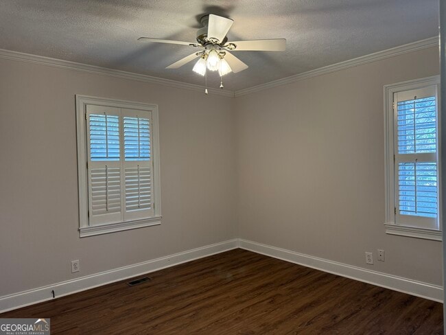 Building Photo - 109 Janice Pl