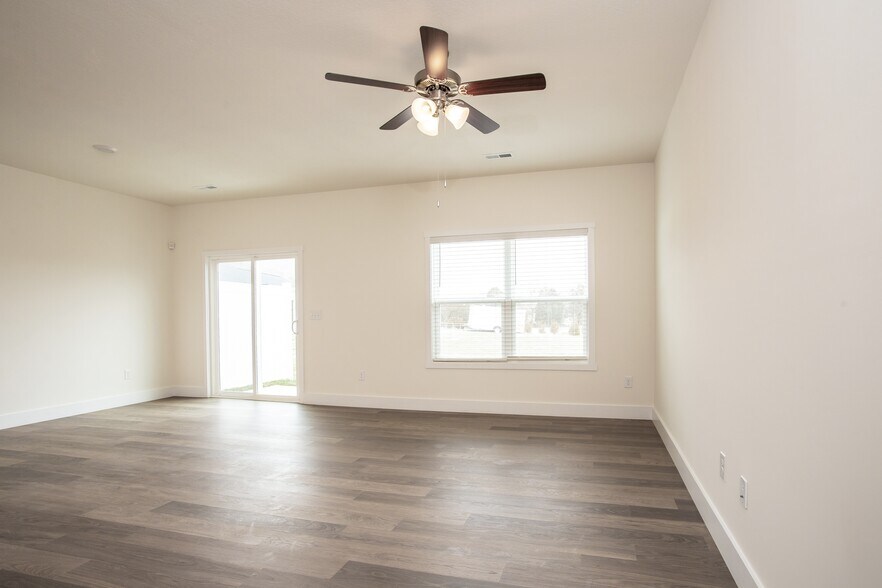 Building Photo - 2524 Legg Ln