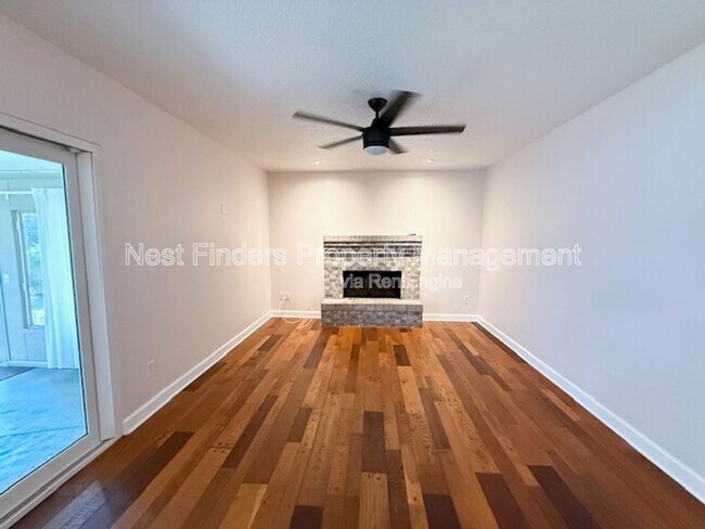 Building Photo - 3734 B Ward St