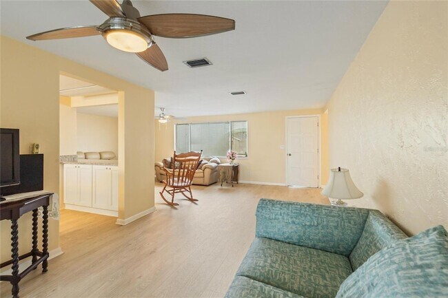 Building Photo - 3228 Rock Valley Dr