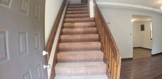 Building Photo - 1010 Buffalo St