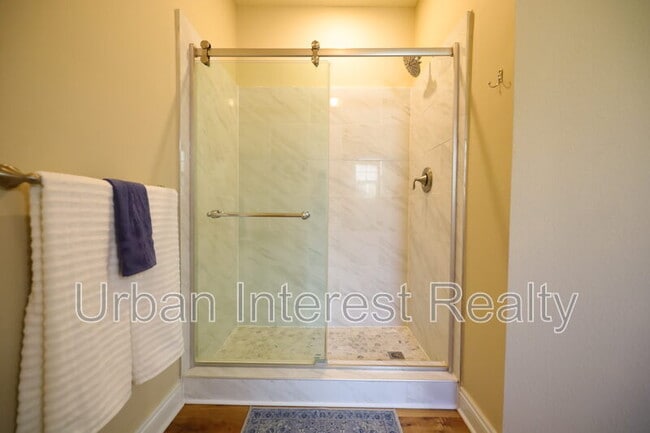 Building Photo - 96 Benton Blvd