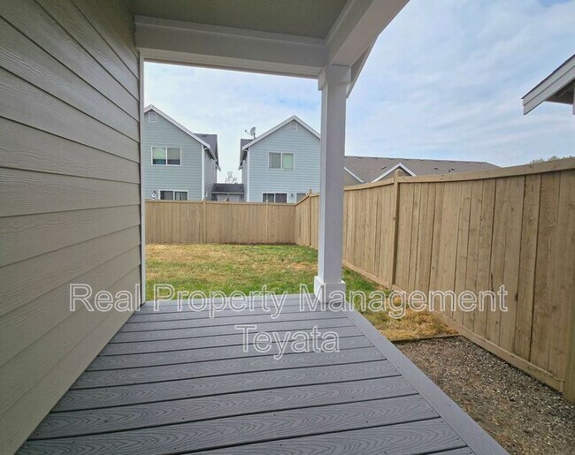 Building Photo - 4741 Parker St