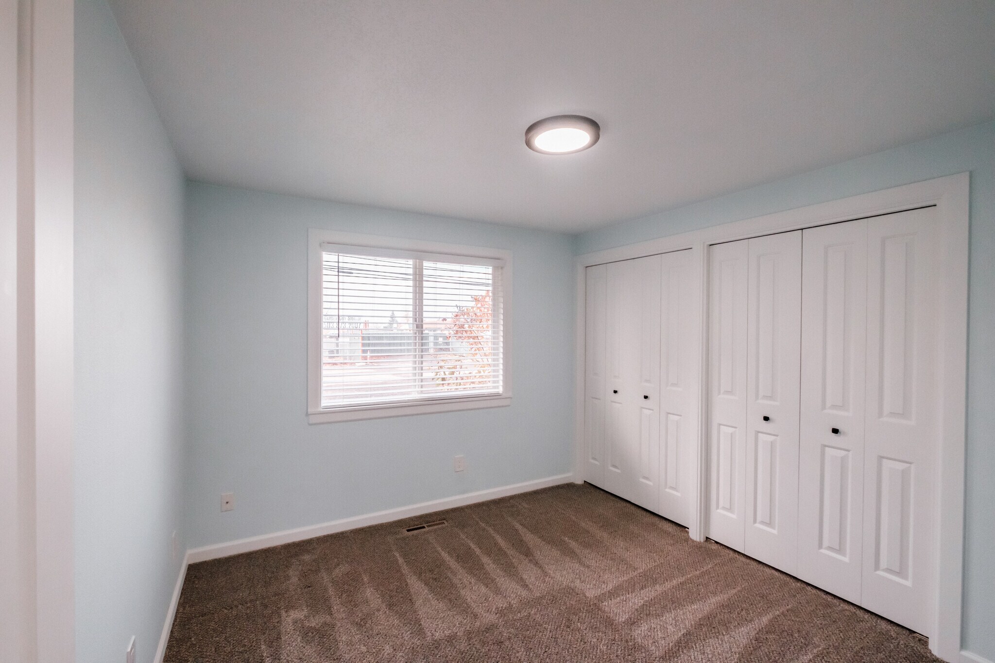 Building Photo - 401 Whittier St