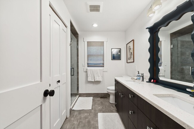 Building Photo - 2 bedroom, 1 bath house with Whitefish Lake Access