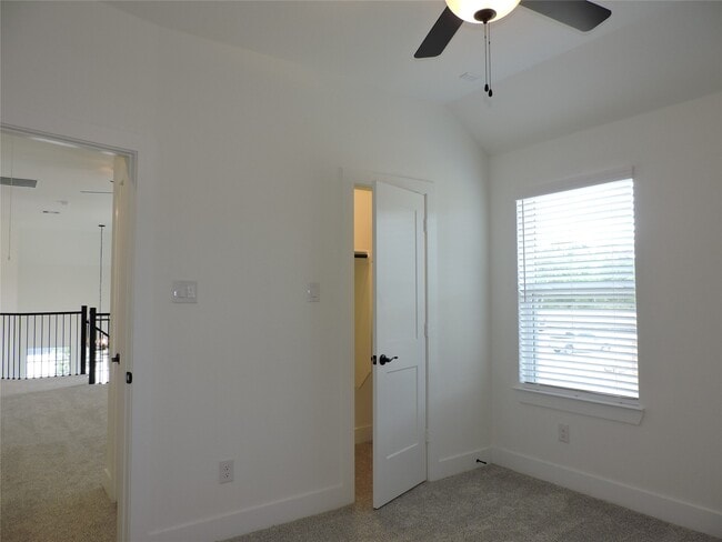 Building Photo - 12846 Meadow Wind Wy