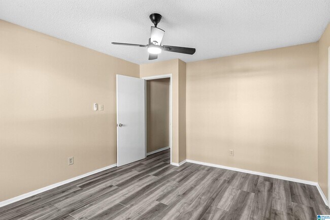 Building Photo - 510 Running Brook Rd