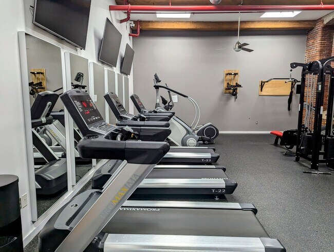 Building Photo - Amazing Germantown Loft in Historic Werthan Mills Lofts!