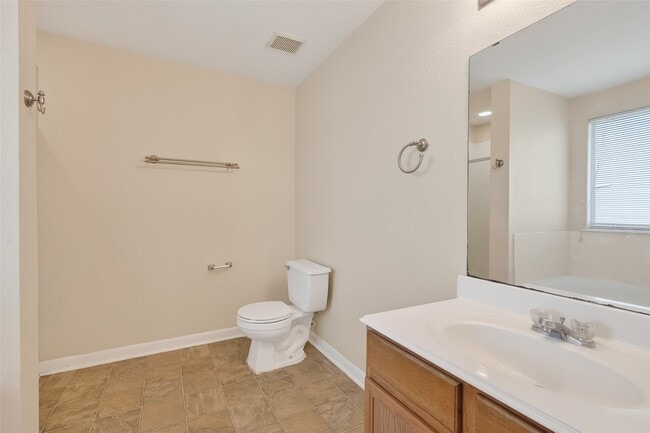 Building Photo - 13410 Blue Swallow Dr