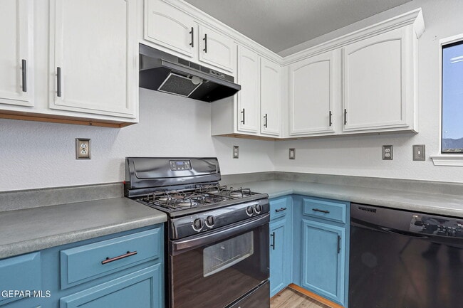 Building Photo - 6933 Jericho Tree Dr