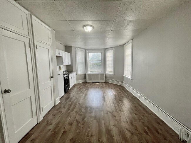 Building Photo - 1230 W Allegheny Ave