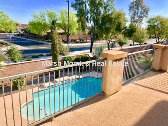 Building Photo - Beautiful 2-story 5 bedroom home with fenc...