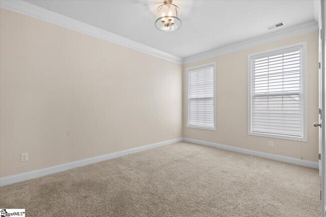 Building Photo - 906 Deephallow Pl