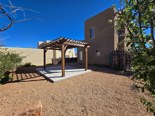 Building Photo - 4138 Big Sky Rd