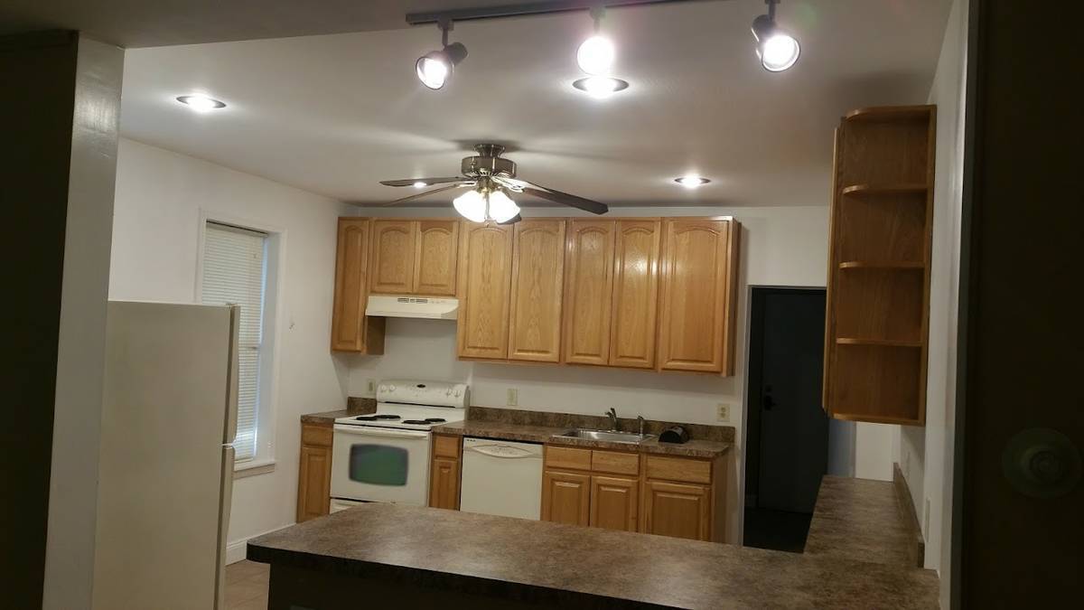 Building Photo - 48 Bustleton Pike