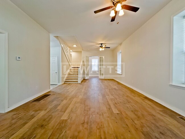 Building Photo - 1022 28th Pl S