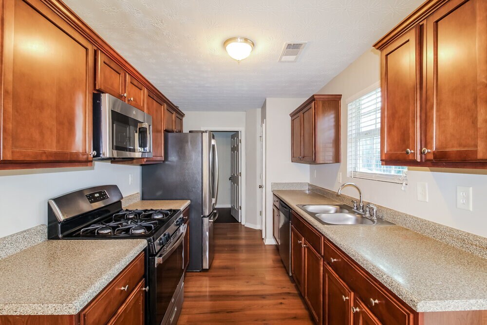 Building Photo - 87 Belmont Park Dr