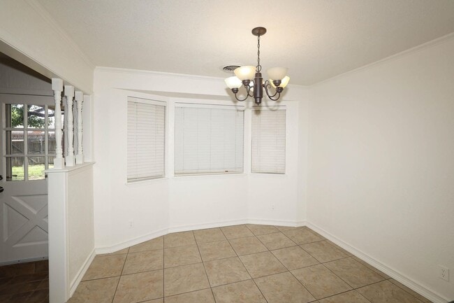Building Photo - Beautiful 4 bedroom rental in Puckett West!