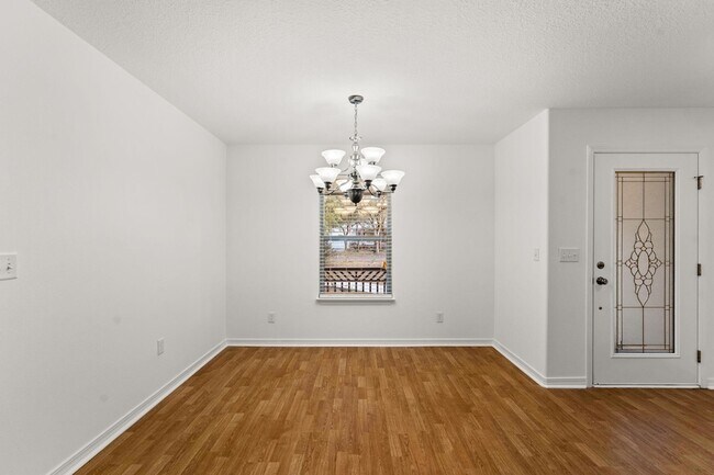 Building Photo - 71 Eventide Ln