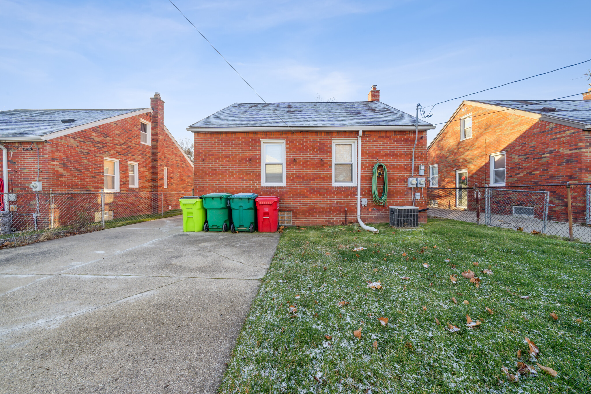 Back of house - 16079 Forest Ave