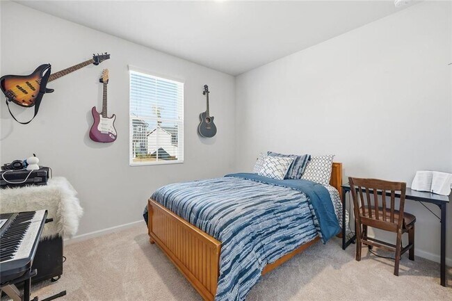 Building Photo - 196 Summit Pointe Dr