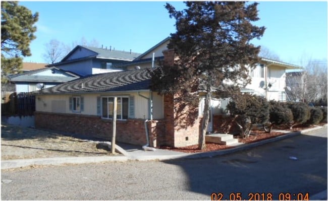 Primary Photo - 307 University Dr