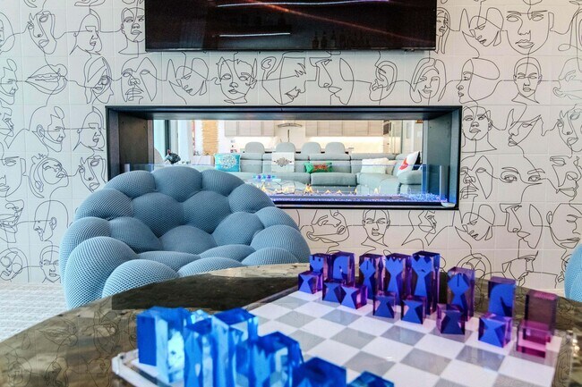 Building Photo - 8305 Fishhawk Falls Ct