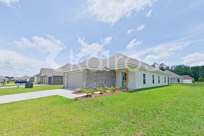 Building Photo - 22857 Monterey Ave