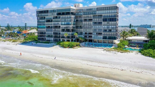 Building Photo - 15462 Gulf Blvd