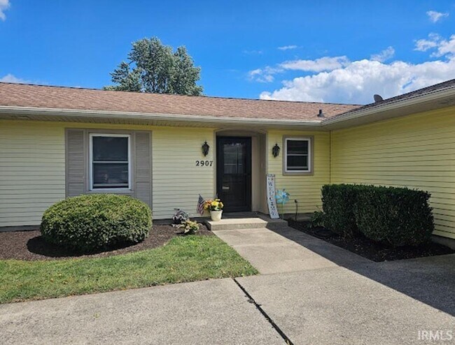 Primary Photo - 2907 Greenbriar Dr