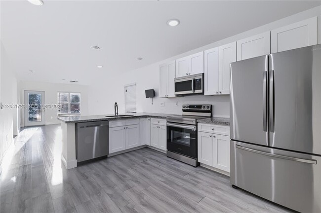 Building Photo - 7777 NW 8th Ct