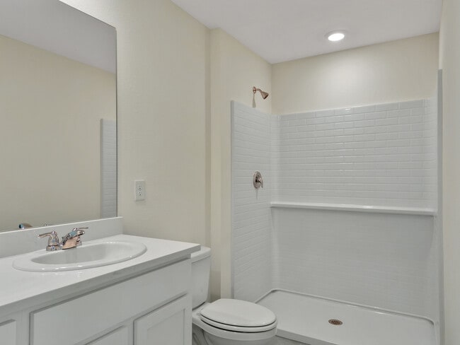 Building Photo - 6585 SW 81st Lp