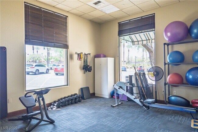 Building Photo - 10248 Andante Ct