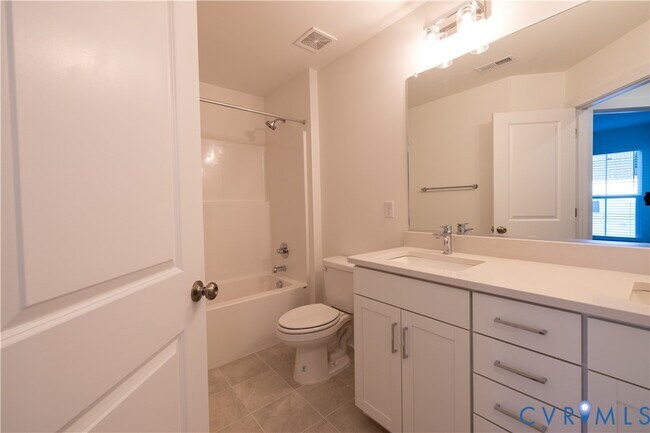 Building Photo - 15309 Sunray Aly