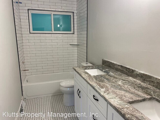 Building Photo - 2 br, 1 bath House - 4805 Malibu Drive