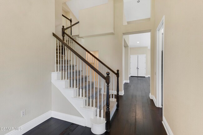 Building Photo - 406 Granite Hills St