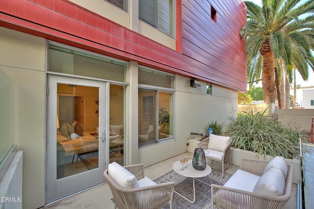 Building Photo - 133 S Los Robles Ave