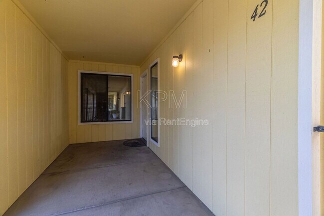 Building Photo - 1311 W Century Blvd