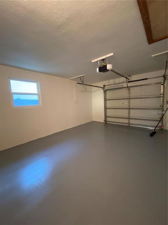 Building Photo - 1738 Santa Anna Dr