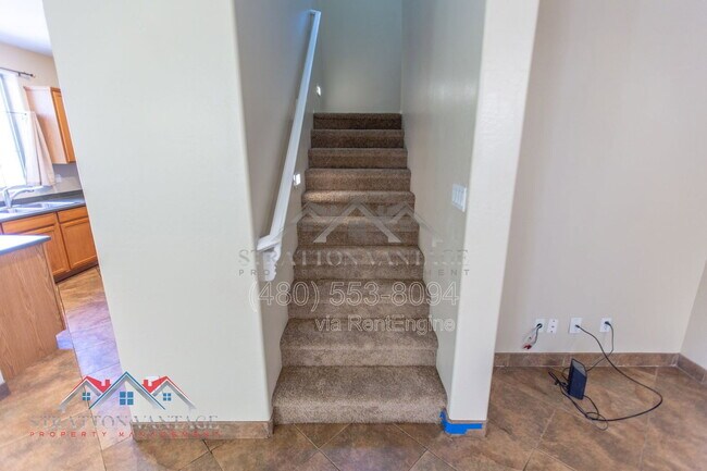 Building Photo - 9136 W Meadow Dr