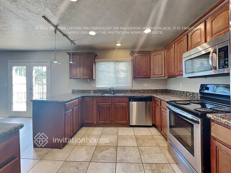 Building Photo - 18290 E Hampden Pl
