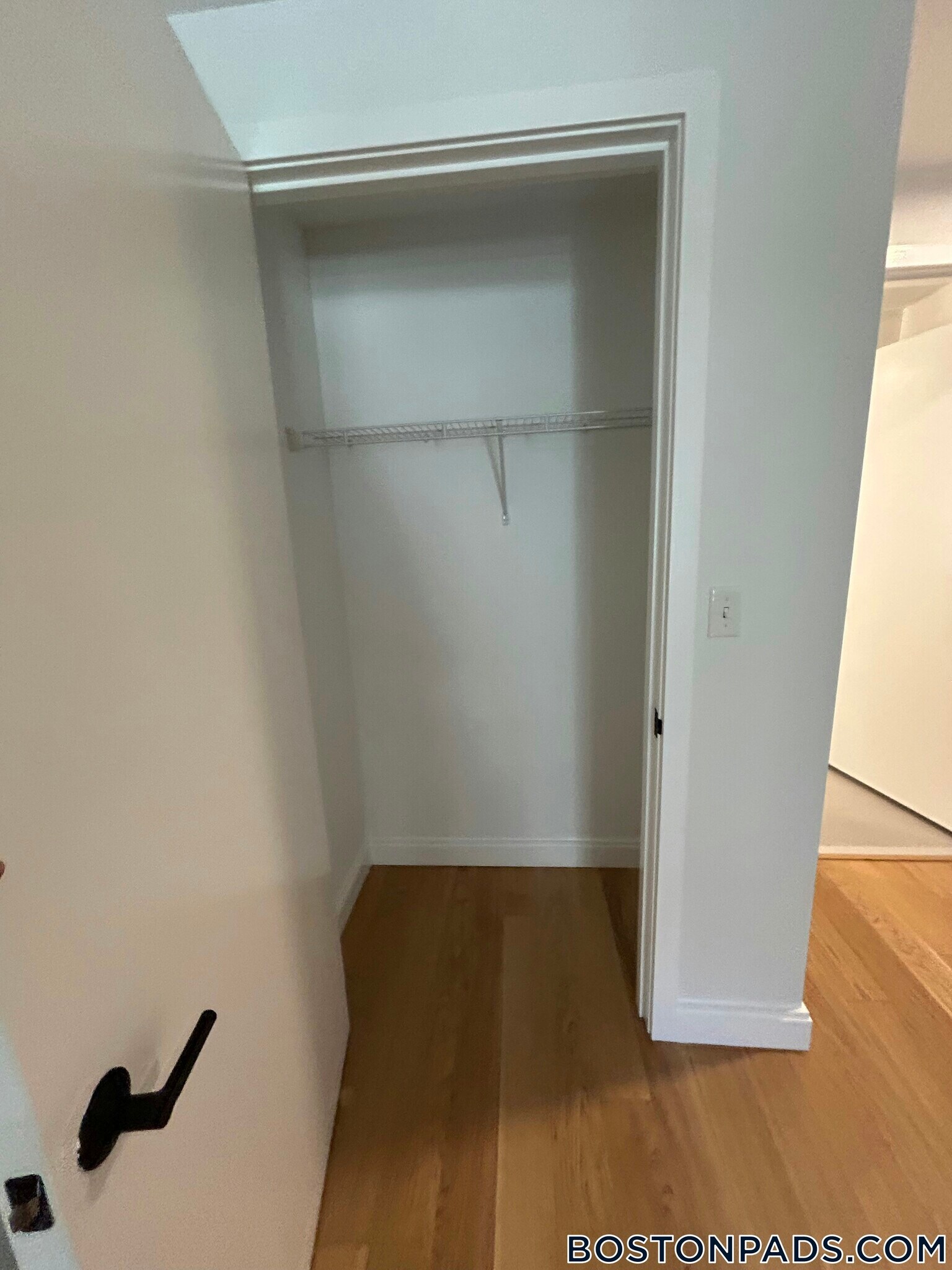 Building Photo - 83 Gardner St