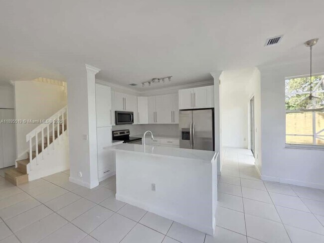 Building Photo - 15793 NW 16th Ct