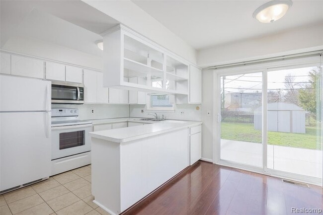 Building Photo - 1717 Nakota Rd