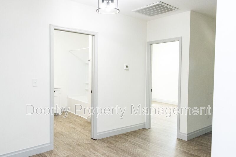 Building Photo - 3780 Granada Dr