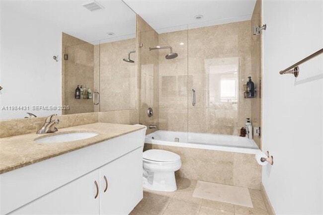 Building Photo - 801 Brickell Key Blvd