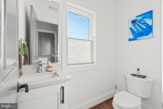 Building Photo - 3525 14th St NW