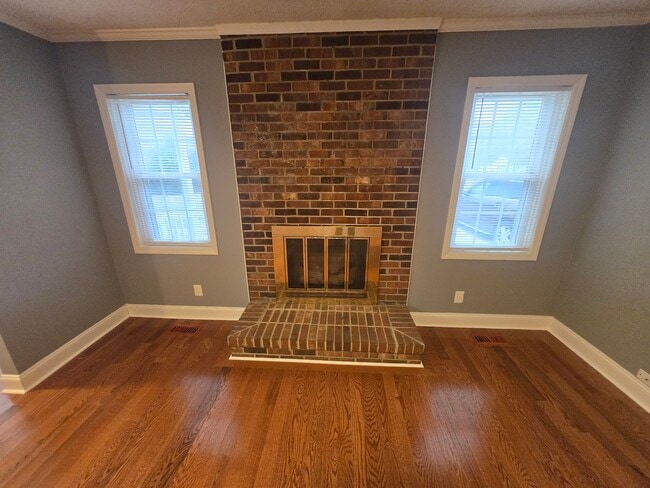 Building Photo - 8610 Haw River Rd