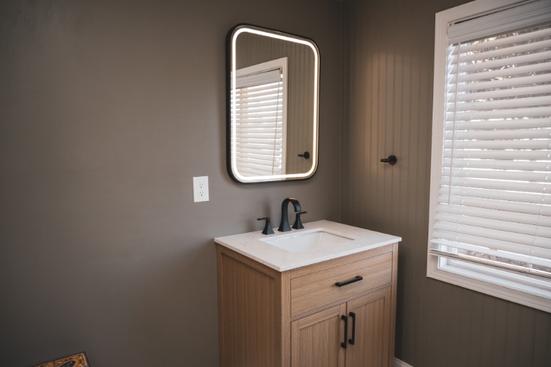 Building Photo - 2655 Utica St