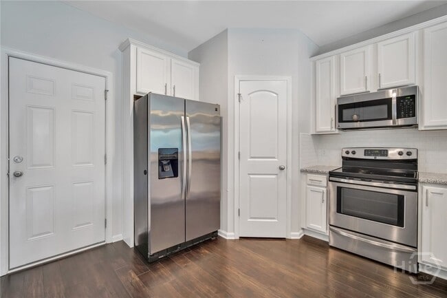 Building Photo - 295 Cantle Dr